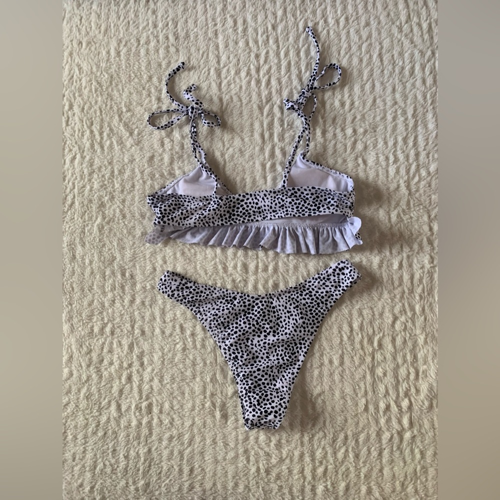 bikini set - Picture 2 of 2
